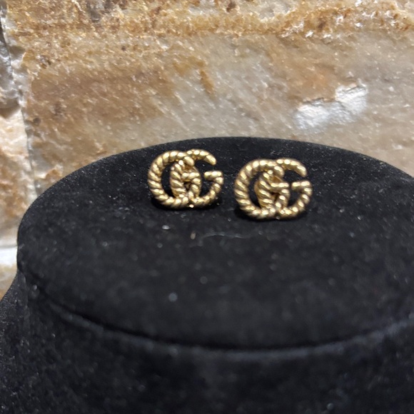 Small Gold GG Stud Earrings - Picture 1 of 5